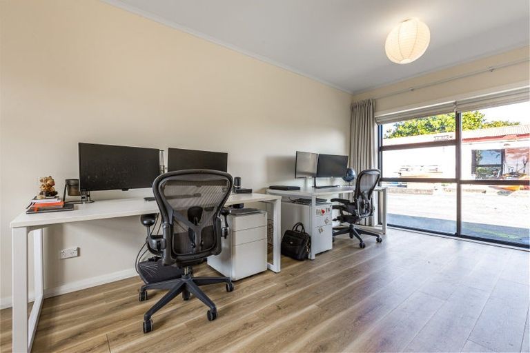 Photo of property in 92 Wymer Road, Glenbrook, Waiuku, 2681