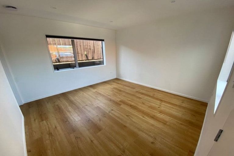 Photo of property in 61a Bolton Street, Blockhouse Bay, Auckland, 0600