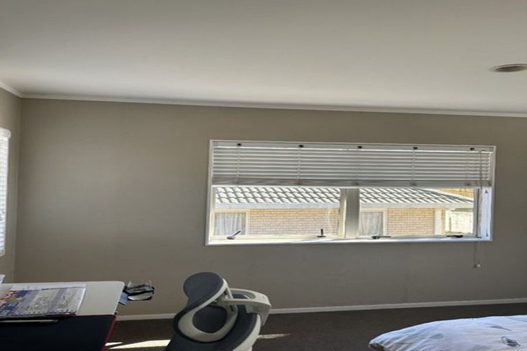 Photo of property in 2/16 Belgate Place, Somerville, Auckland, 2014