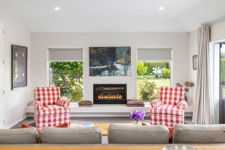 Photo of property in 33 Rotherham Drive, West Melton, 7618