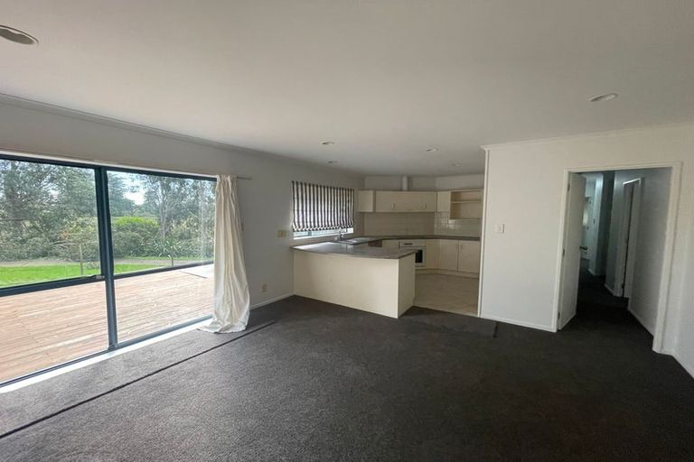 Photo of property in 15 Kalgan Place, Burswood, Auckland, 2013