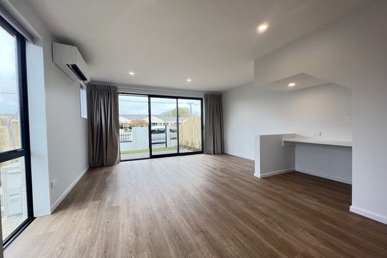 Photo of property in 2/58 Somme Street, St Albans, Christchurch, 8014