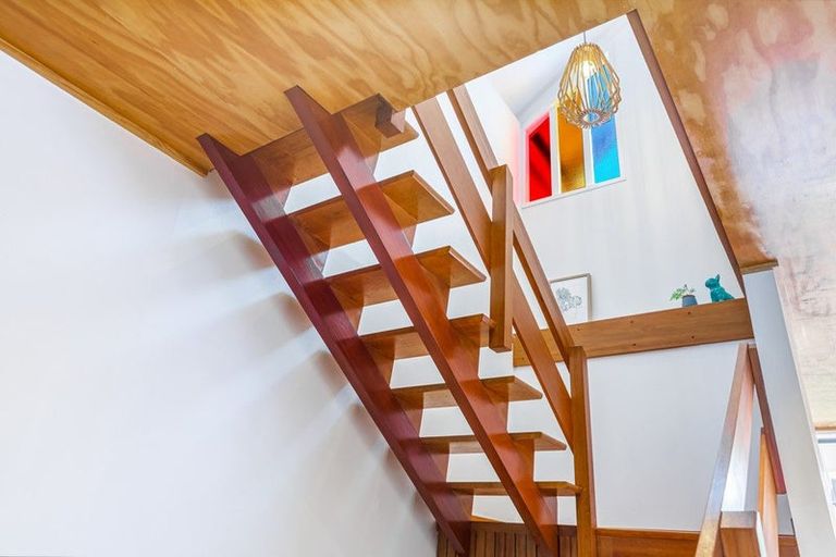 Photo of property in 16a Matuhi Rise, Henderson, Auckland, 0612