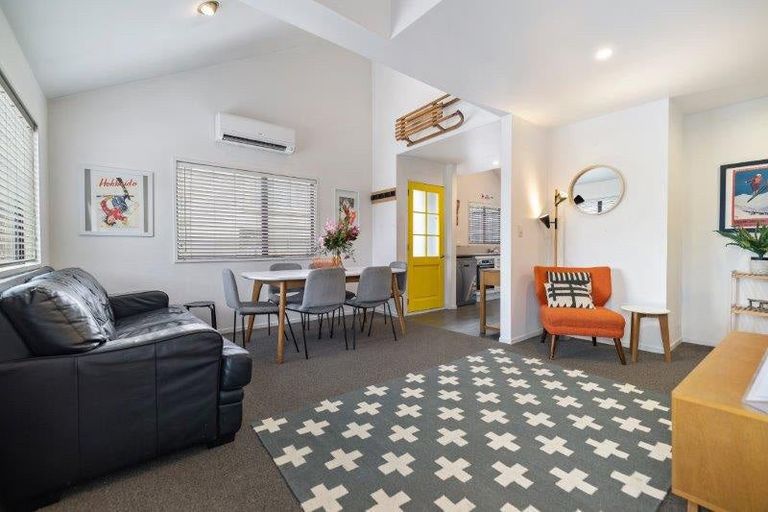 Photo of property in 402 Frankton Road, Queenstown, 9300