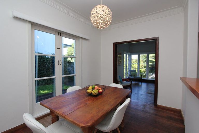 Photo of property in 12a Harvey Road, Bluff Hill, Napier, 4110