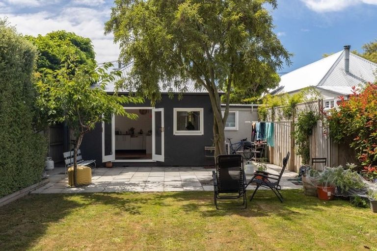 Photo of property in 20 Warwick Street, Richmond, Christchurch, 8013