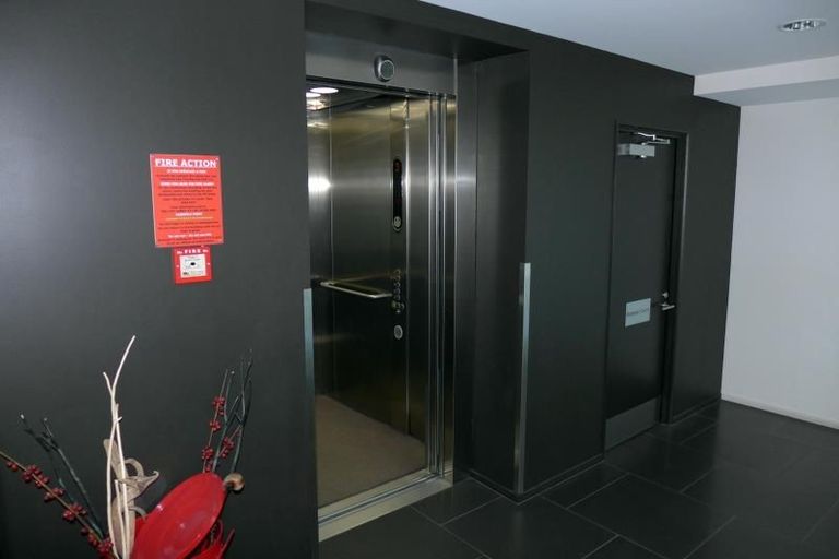 Photo of property in 307/7 Humber Street, Pandora, Napier, 4110