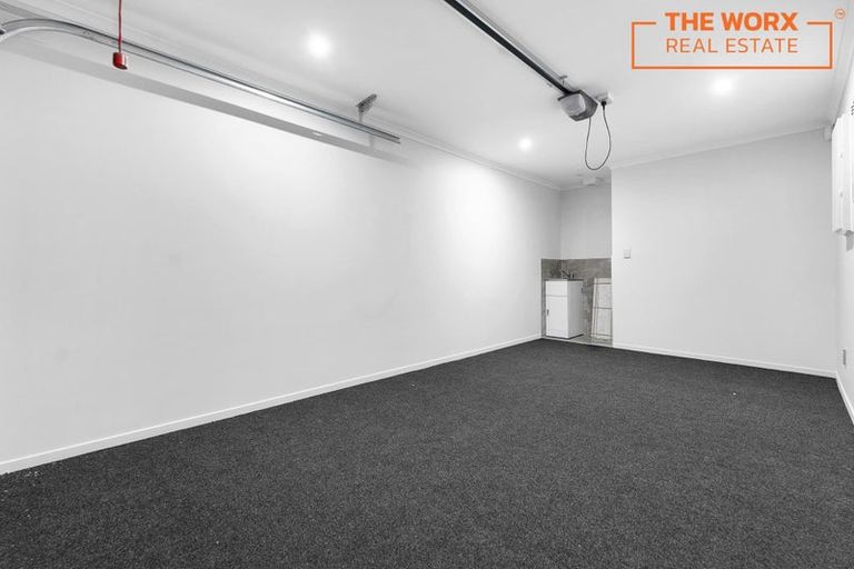 Photo of property in 26b Russell Road, Manurewa, Auckland, 2102