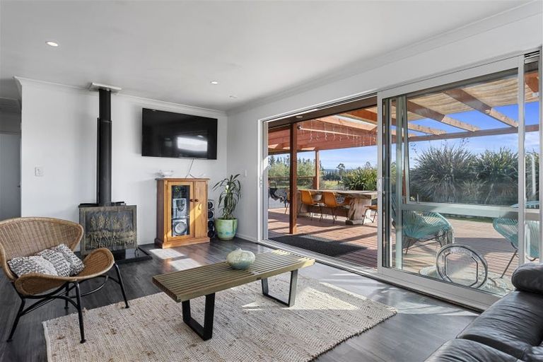 Photo of property in 74 Foothills Road, Okuku, Rangiora, 7473