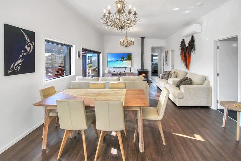 Photo of property in 20 Forbes Road, Foxton Beach, Foxton, 4815