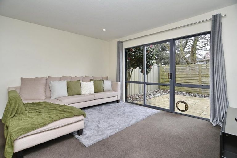 Photo of property in 8/34 Somerset Crescent, Spreydon, Christchurch, 8024