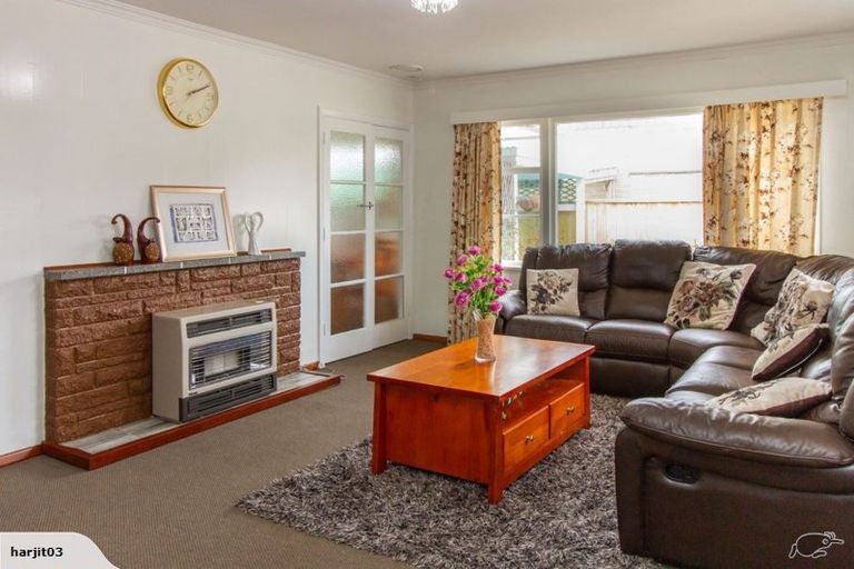 Photo of property in 1079 Fergusson Drive, Clouston Park, Upper Hutt, 5018