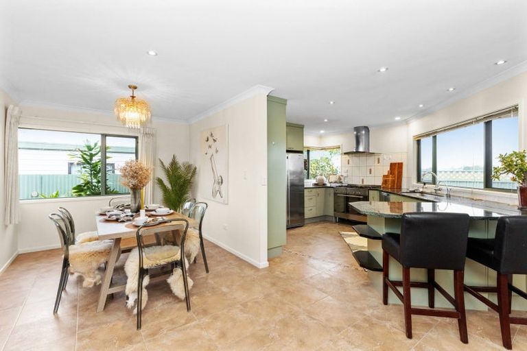 Photo of property in 248 Kennedy Road, Onekawa, Napier, 4110