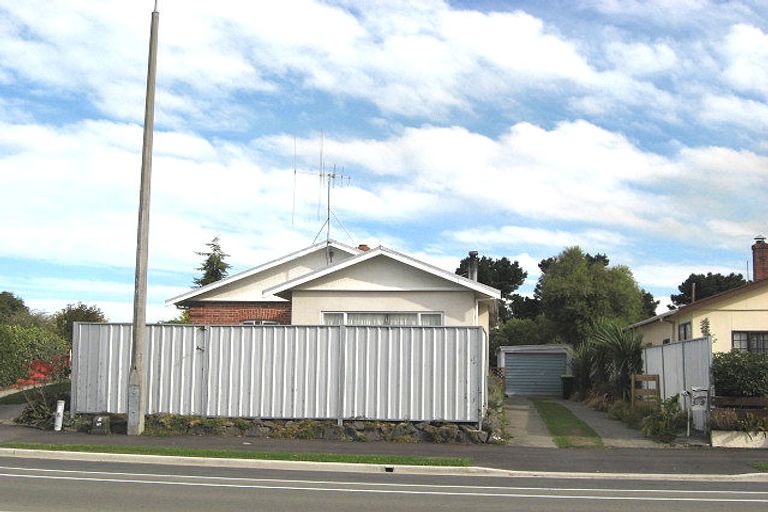 Photo of property in 12 Otipua Road, Kensington, Timaru, 7910
