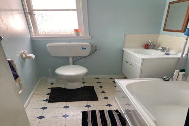 Photo of property in 44 Bridge Street, Rongotai, Wellington, 6022