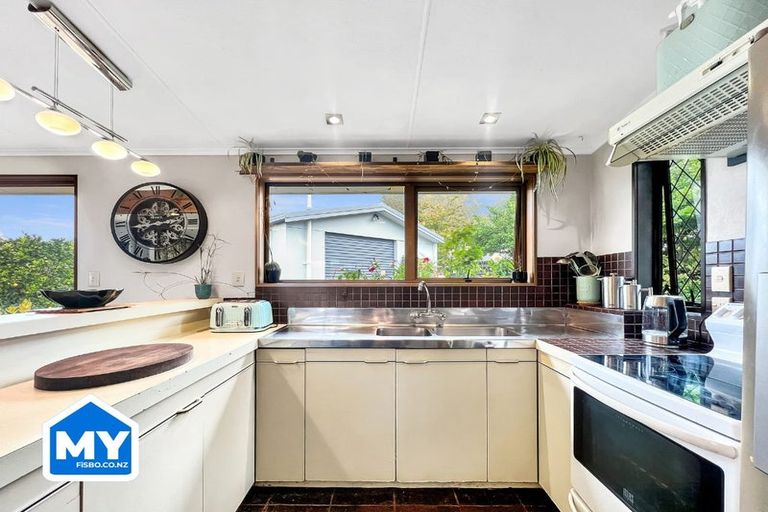 Photo of property in 15 Islington Place, Tamatea, Napier, 4112