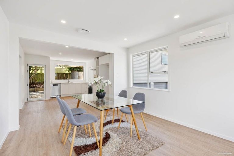 Photo of property in 6 Bowman Road, Forrest Hill, Auckland, 0620