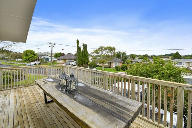Photo of property in 15 Rembrandt Place, Opaheke, Papakura, 2113