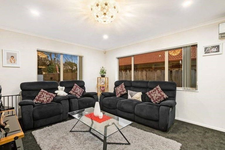 Photo of property in 122 Dominion Road, Papakura, 2110