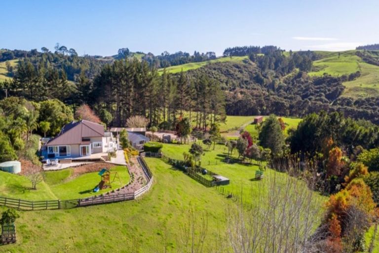 Photo of property in 428b Blackbridge Road, Dairy Flat, Albany, 0794