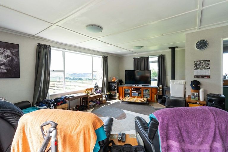 Photo of property in 50 Coulters Line, Kiwitea, Feilding, 4777