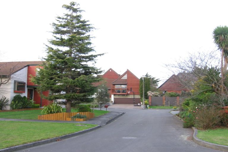 Photo of property in 79 Waterloo Crescent, Hokowhitu, Palmerston North, 4410