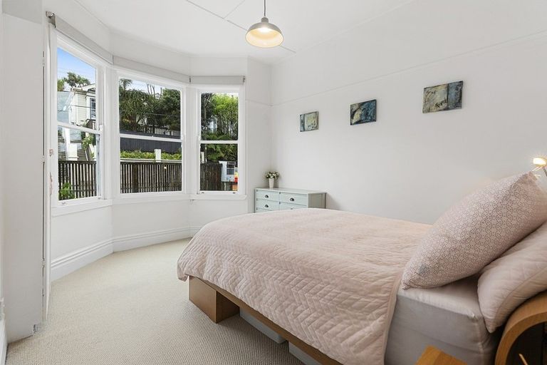 Photo of property in 548 Adelaide Road, Berhampore, Wellington, 6023