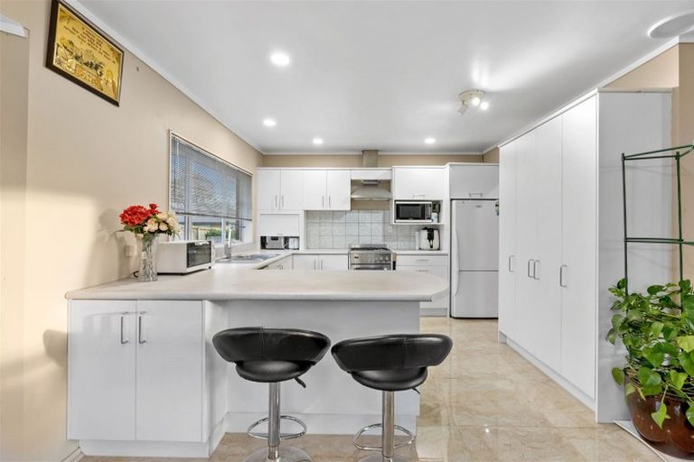 Photo of property in 1/57 Alfriston Road, Manurewa East, Auckland, 2102