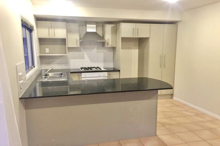 Photo of property in 19 East Coast Road, Milford, Auckland, 0620