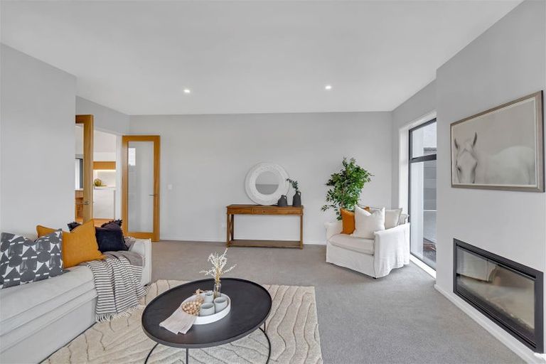 Photo of property in 23 Frank Ernest Crescent, Prebbleton, 7676