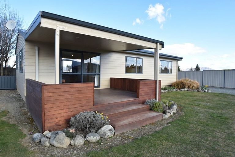 Photo of property in 17 Totara Drive, Twizel, 7901