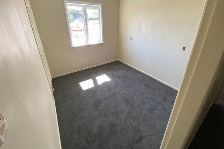 Photo of property in 54 Clevedon Road, Papakura, 2110