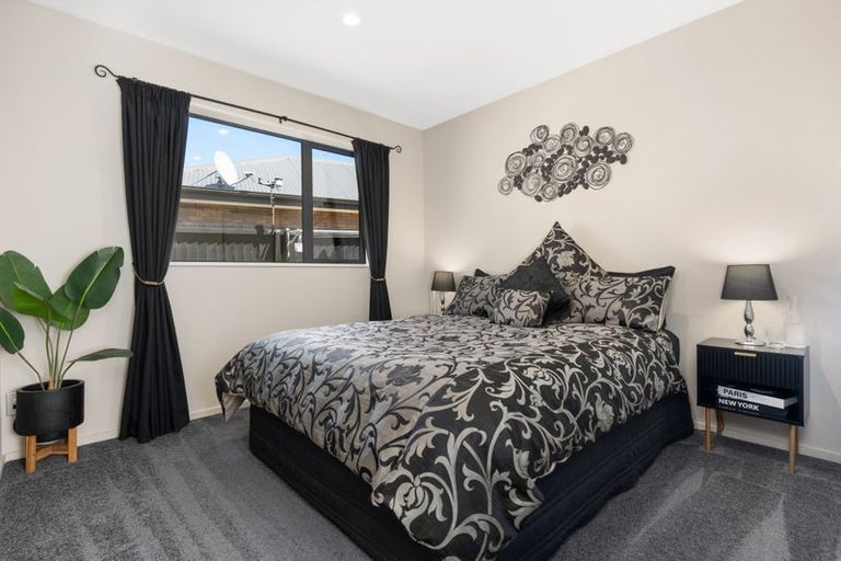 Photo of property in 15 Marymere Place, Hei Hei, Christchurch, 8042
