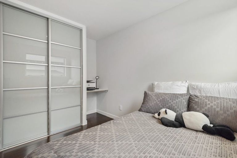 Photo of property in 1/2a Earnoch Avenue, Takapuna, Auckland, 0622