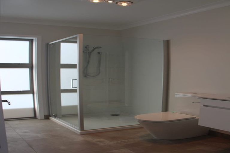 Photo of property in 6 Manaia Place, Papamoa, 3118