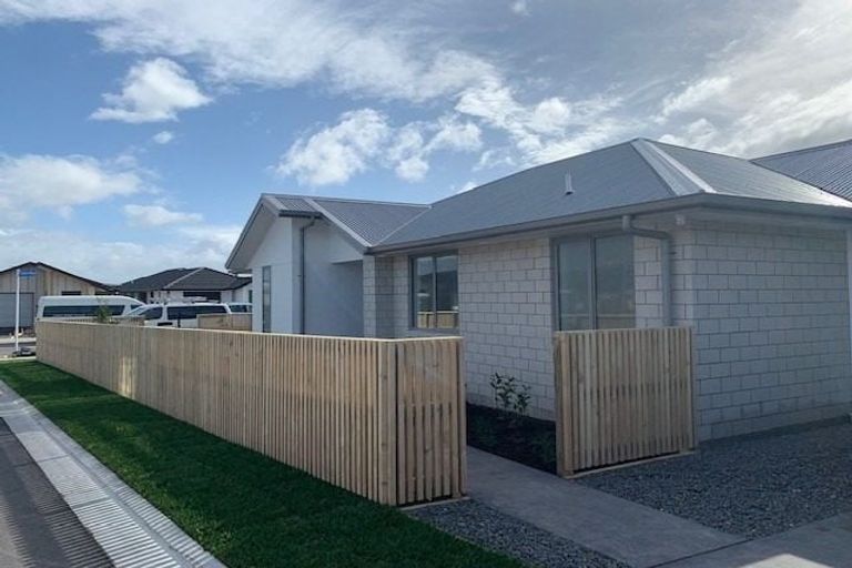 Photo of property in 10 Greenwich Street, Papamoa, 3118