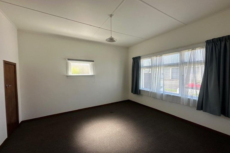 Photo of property in 40 Hine Street, New Plymouth, 4310