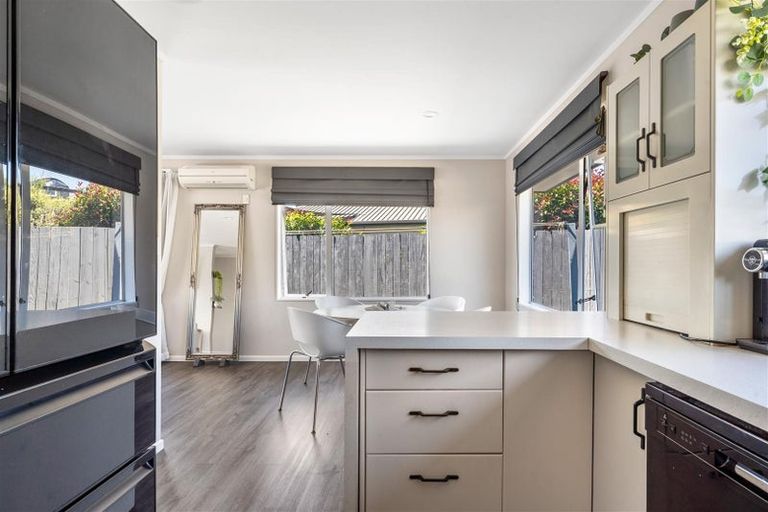 Photo of property in 9 Vining Crescent, Stoke, Nelson, 7011