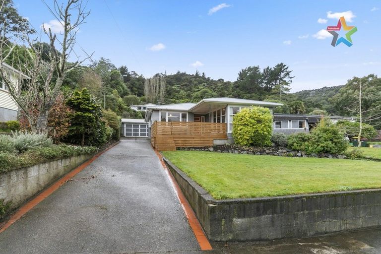 Photo of property in 109 Thomas Street, Stokes Valley, Lower Hutt, 5019