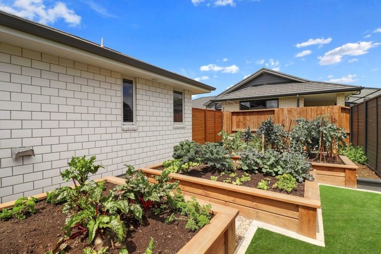 Photo of property in 15 Layla Place, Katikati, 3178