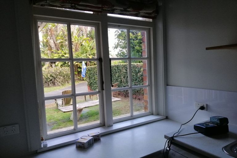 Photo of property in 18 Links Road, New Lynn, Auckland, 0600