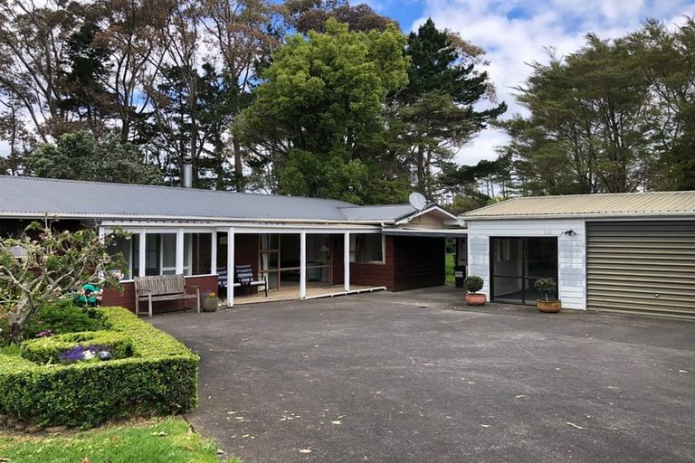 Photo of property in 115 Horseshoe Bush Road, Dairy Flat, Albany, 0794