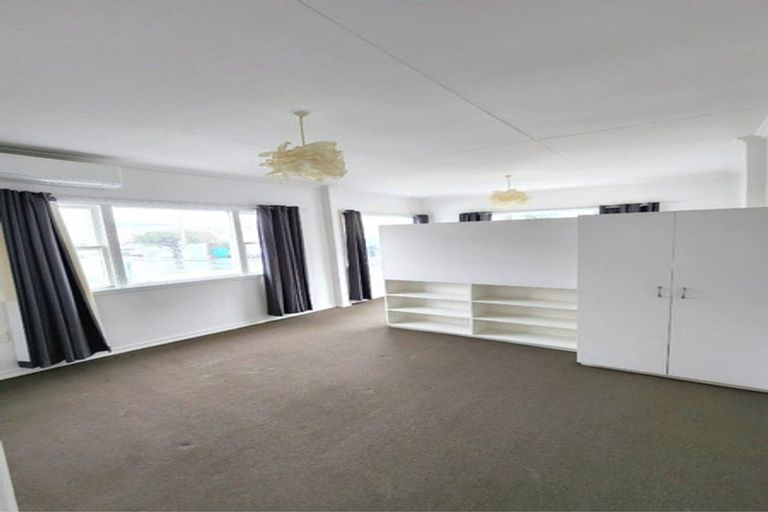 Photo of property in 74 Pirie Street, Mount Victoria, Wellington, 6011