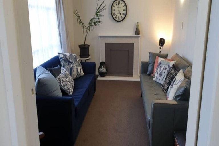 Photo of property in 3/1104 Heretaunga Street East, Parkvale, Hastings, 4122