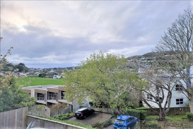Photo of property in 4/38 Makara Road, Karori, Wellington, 6012