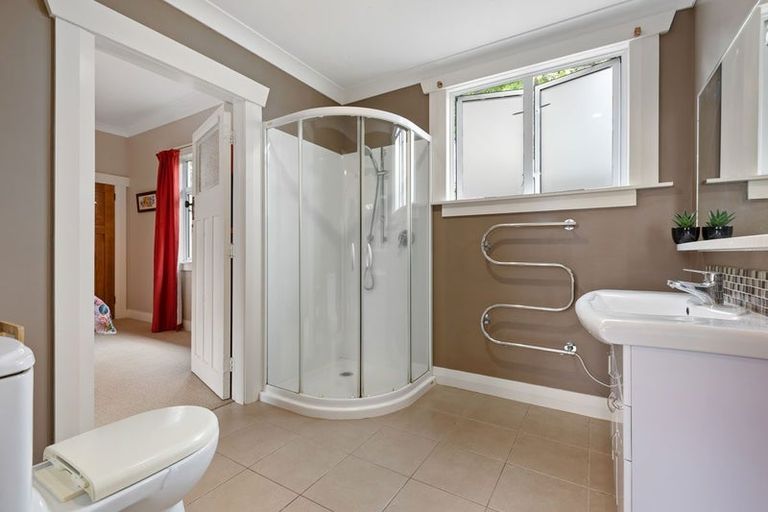 Photo of property in 183 Tukapa Street, Westown, New Plymouth, 4310