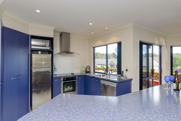 Photo of property in 5 Rexwood Estate, Carterton, 5713