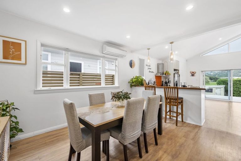 Photo of property in 202 Coutts Street, Rongotai, Wellington, 6022