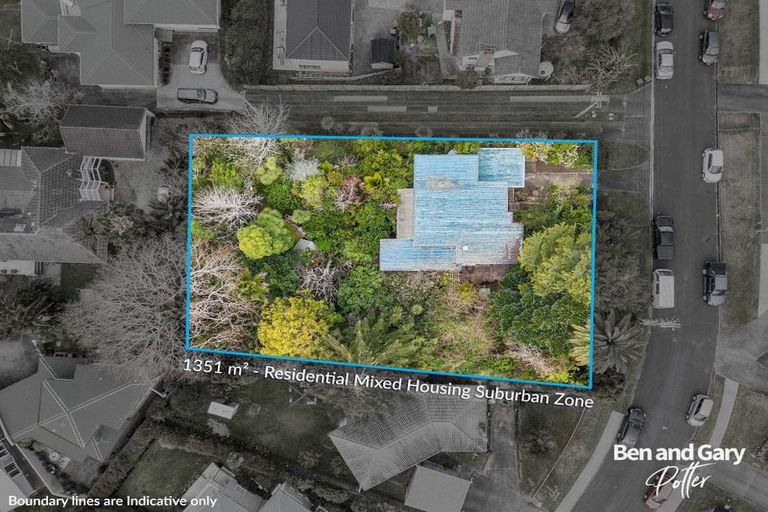 Photo of property in 63 Corunna Road, Milford, Auckland, 0620