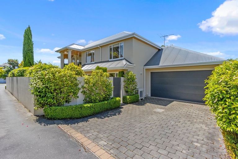 Photo of property in 138 Glandovey Road, Strowan, Christchurch, 8052